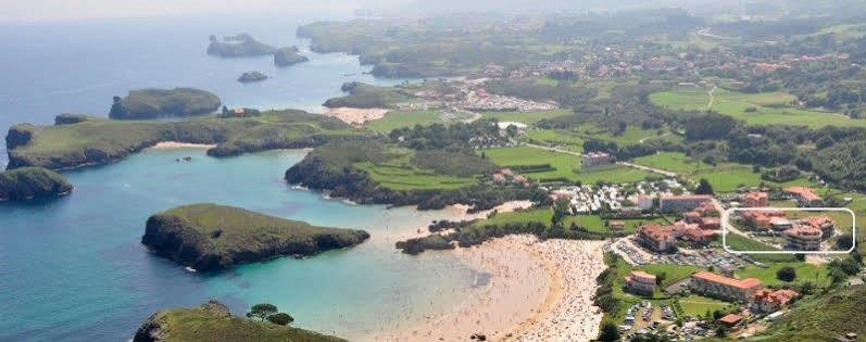 Apartamentos Albatros Llanes Buitenkant foto